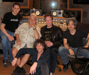 Ed Stasium & Friends of Joey Ramone Record At Stratosphere
