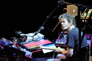 Be Lou Reed for 64 Minutes: How 3D Sound Met “Metal Machine Music”