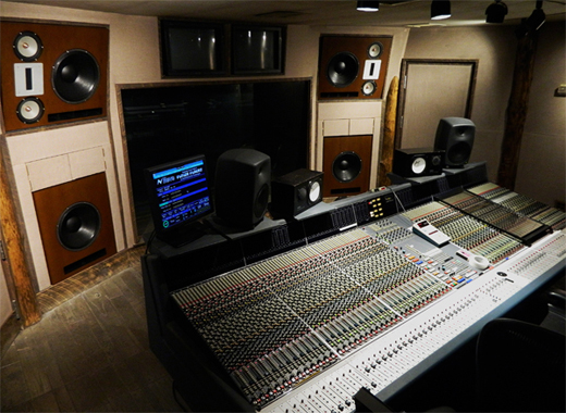 Massive Monitor Makeover: Manhattan Center's Studio 4 Pumps the Volume ...