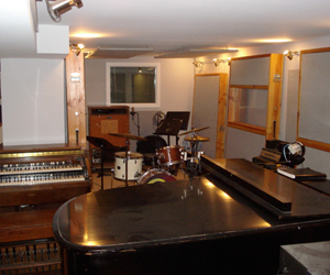Recording Studio Sweet Spot: Benny’s Wash n’ Dry – Kensington, Brooklyn