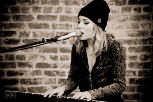Skylar Grey delivered a soulful set at the SAE NY Chelsea campus opening. 