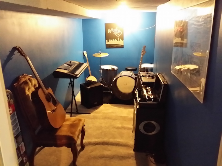 How to Build Your Own Soundproof Rehearsal Room (When You Have No Idea What You’re Doing)