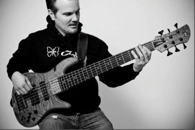 Professional bassist Mike Pope.